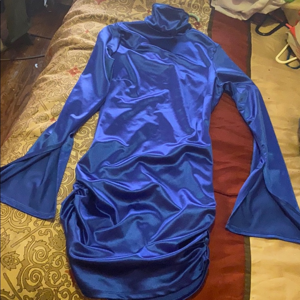 Blue dress